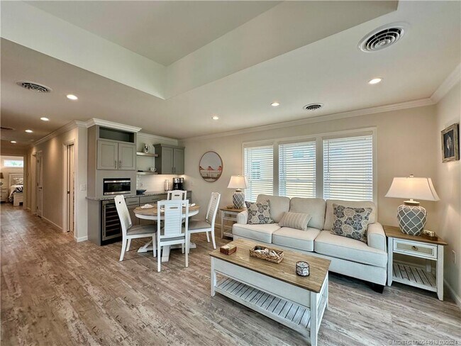 Photo - 2632 NE Pelican Wy