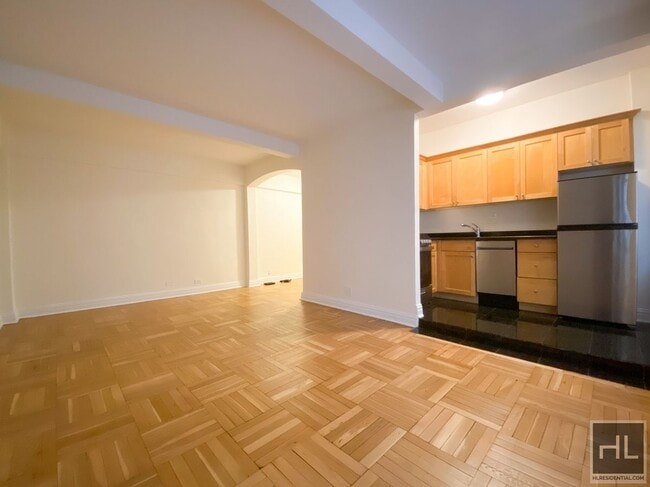 Photo - EAST 56 STREET Unit 5J