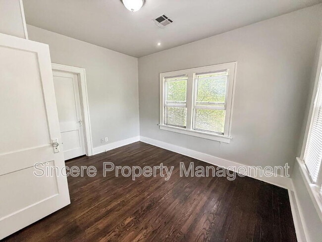Photo - 2233 NW 22nd St
