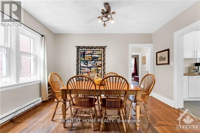 Photo - 24 Desjardins Ave