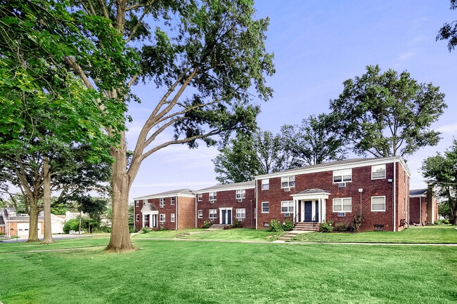 Photo - Matawan Court Apartments