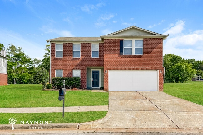 Building Photo - 131 Ranier St