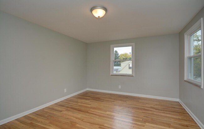 Photo - 1375 S Ohio Ave