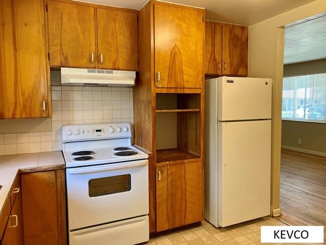 Photo - Great Three Bedroom, Close to Everything!