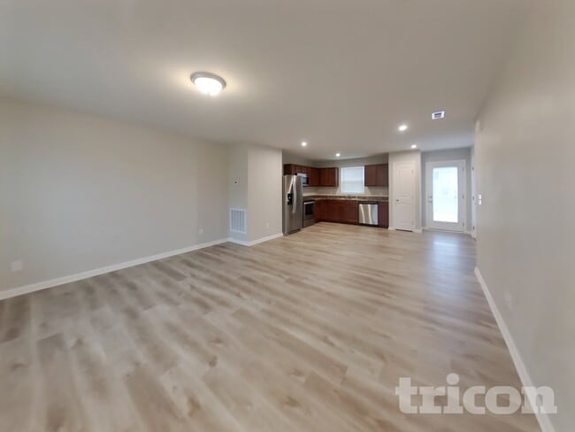 Photo - 838 Sunchaser Rd