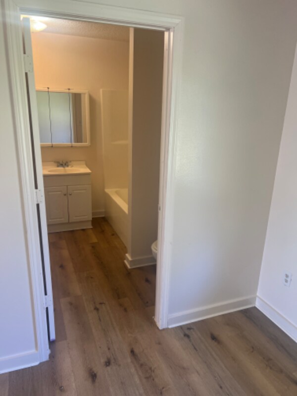 Photo - 19490 Magnolia St