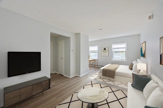 Building Photo - 7131 Marshall Rd Unit B2 Rental