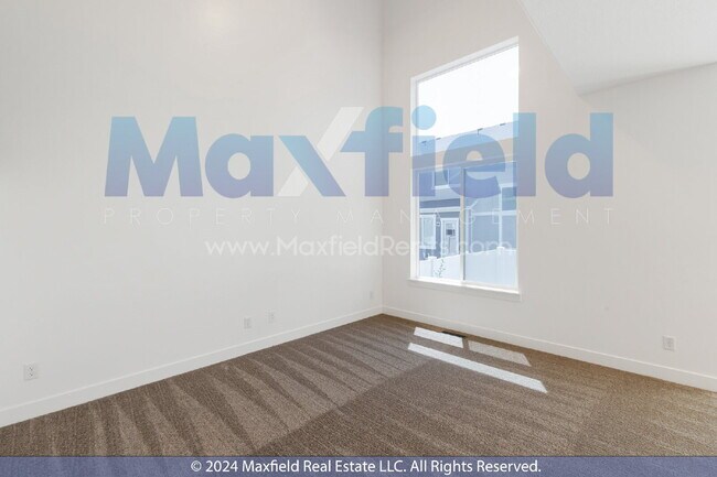 Photo - Small Pet Friendly - Lehi Townhome 3 BD 3 BA 2 GA