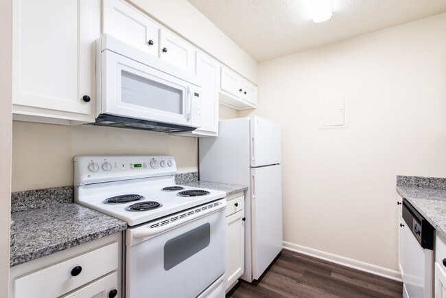 Photo - Grinstead Manor Apartments