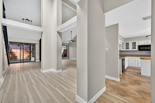 Photo - 2026 Ashford Hollow Ln