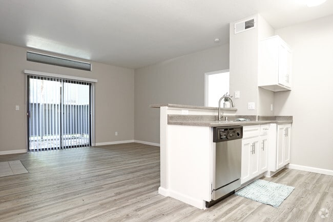 Photo - Waterford Cove