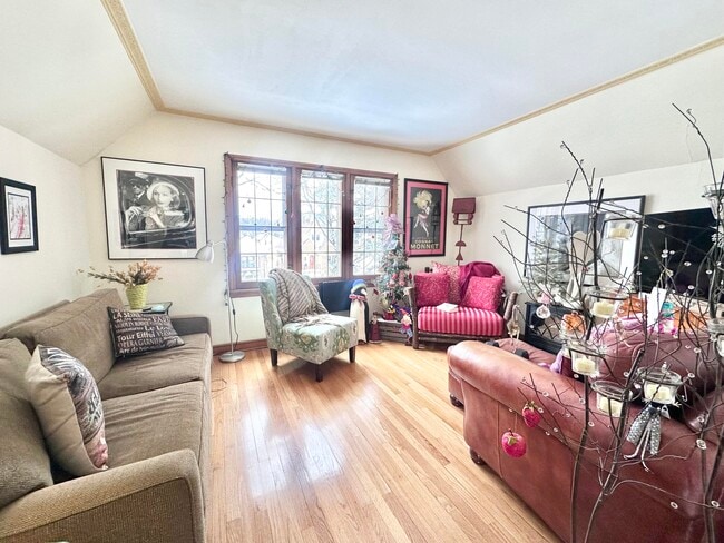 Photo - 2630 N 67th St