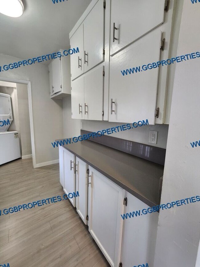 Photo - ** Self Guided Tour **Belmont Shores Updat... Casa