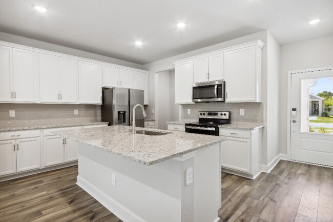 Photo - 95337 Katherine St Townhome
