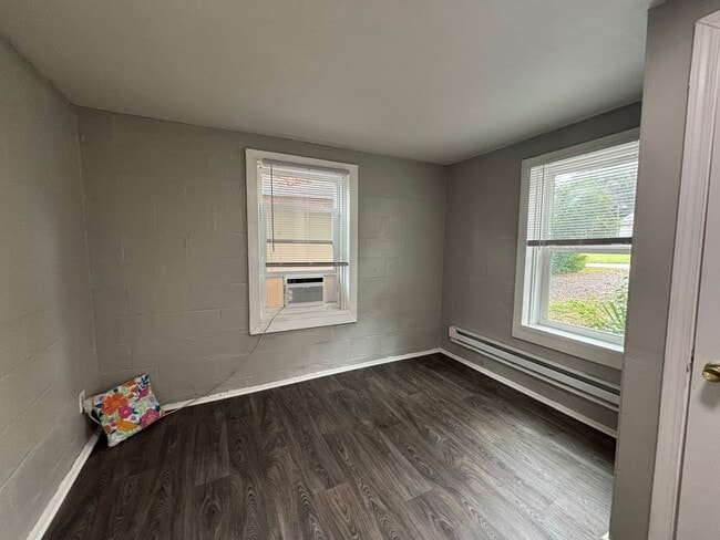 1806 W Davidson Ave