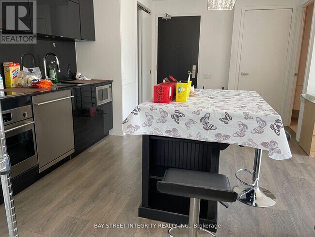 Photo - 125 Peter St Unit 2109