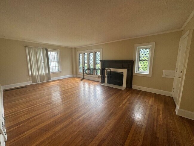 Photo - 16811 Kenyon Rd