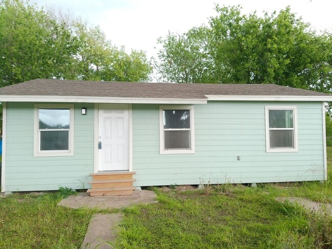 Building Photo - 306 Allison Dr