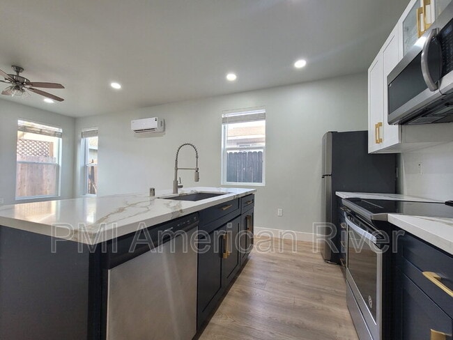 Photo - 219 Needles Way Unit B