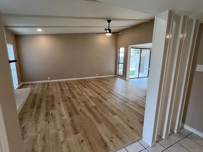 Photo - 6700 Forestview Dr