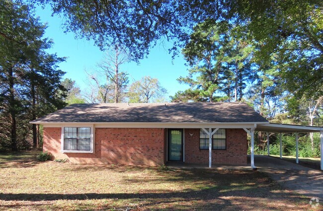 Building Photo - Updated 2 Bedroom, 1 Bath House, Country L...