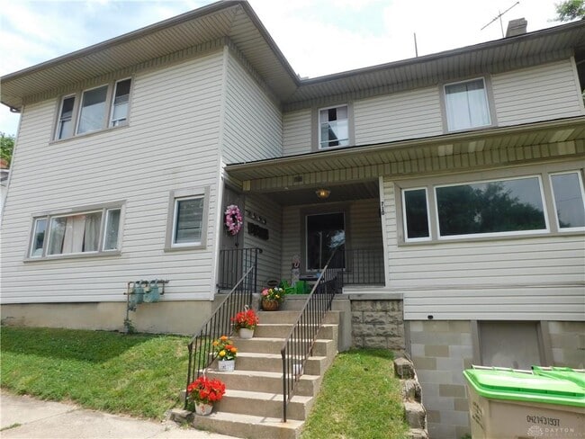 Building Photo - 710-716-716 Olive St Unit 710