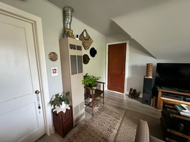 Photo - 1403 Columbus Ave Unidad 1403 Upper