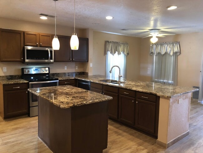 Photo - 5305 Park Ridge Rd NW