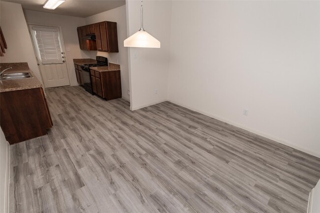 Photo - 5731 Post Oak Manor Dr