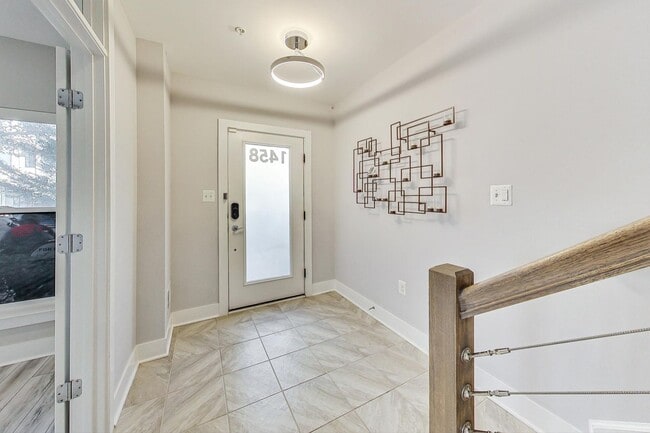 Photo - Luxury TH in King Farm 4 + 3.5Ba & Rooftop deck