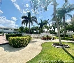 1851 NE 62nd St Unidad 527