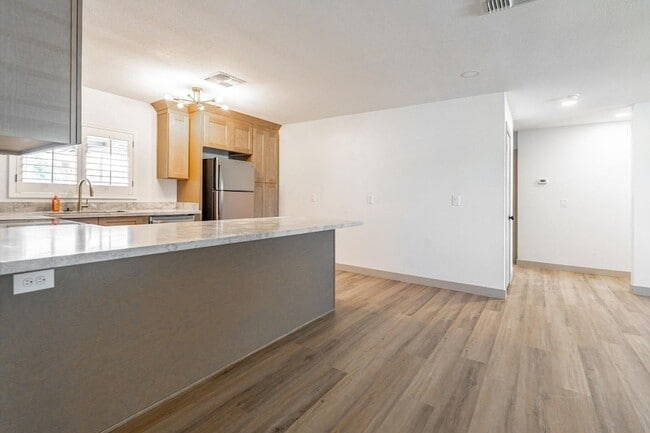 Photo - 5739 W Monte Vista Rd