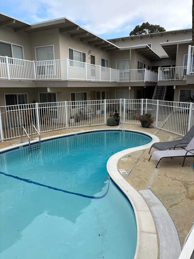 Maui Apartments