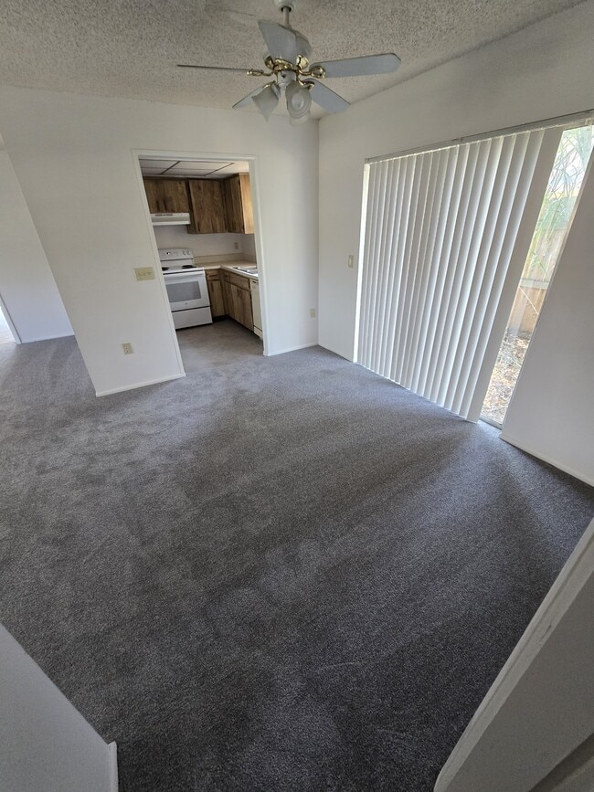 Photo - 809 Green Valley Rd