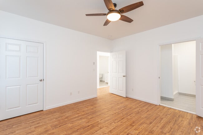 Stoneridge Manor Apartments