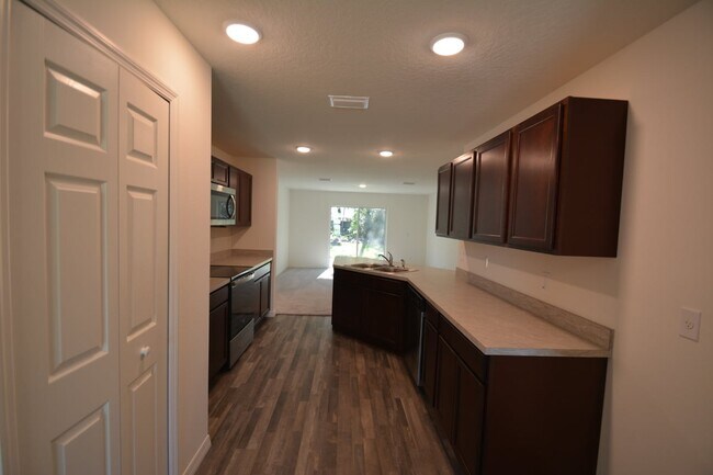 Photo - Charming 3-Bedroom Oasis with 2 Full Baths in Palm Coast