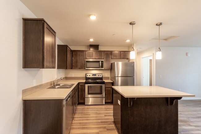 Photo - Waterside Apartments