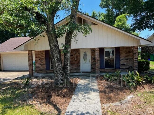 Building Photo - 2316 Demaret Dr Rental