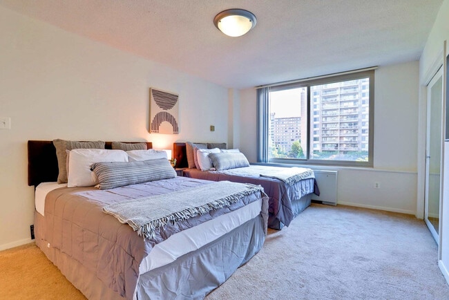 Photo - 1600 S Eads St Unidad SI FL3-ID1022415P