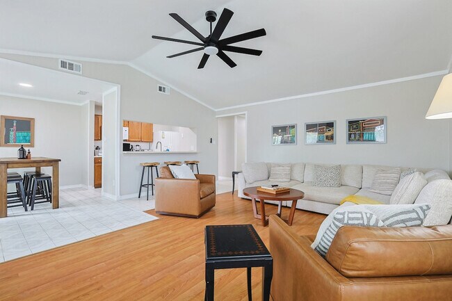 Photo - 2501 Highdale Dr Unit SI ID1575040P