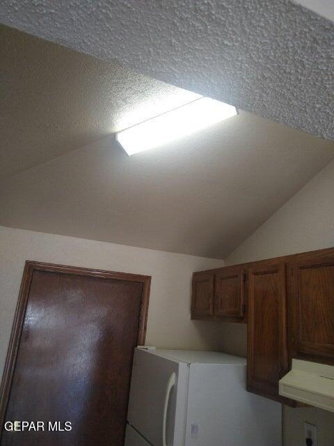 Photo - 11395 Lake Erie Dr