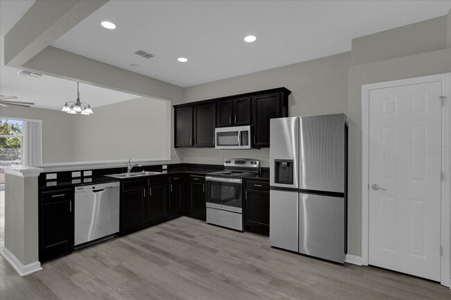 Photo - 4500 SW 52nd Cir