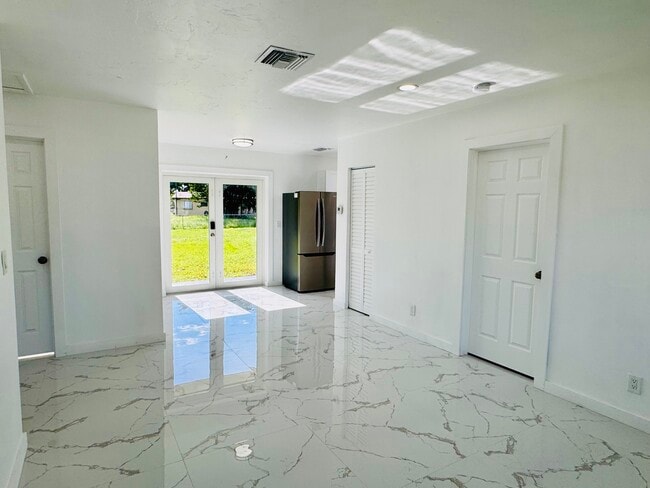 Photo - 2021 NW 62nd Terrace