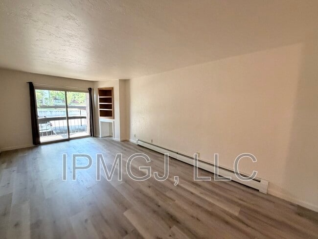 Photo - 3150 Lakeside Dr