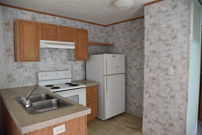 Photo - 518 Big Richard Rd