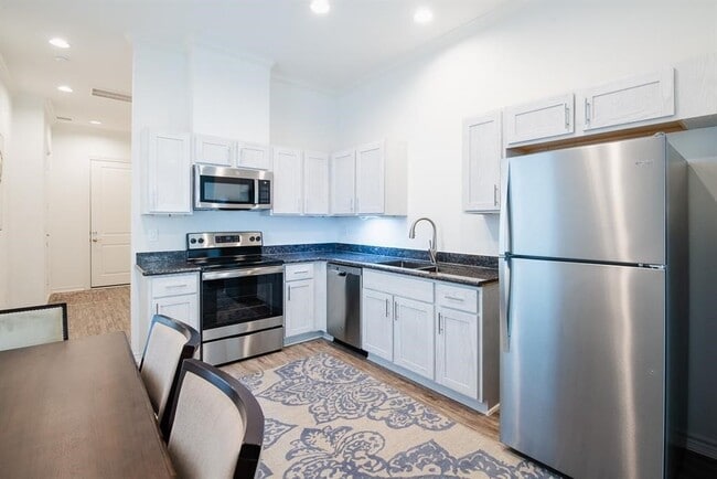 Photo - 3253 Real St Unit A