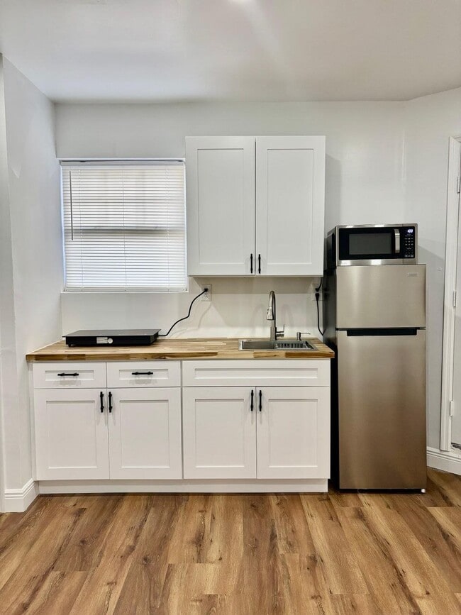 Photo - 2918 Woolridge Dr