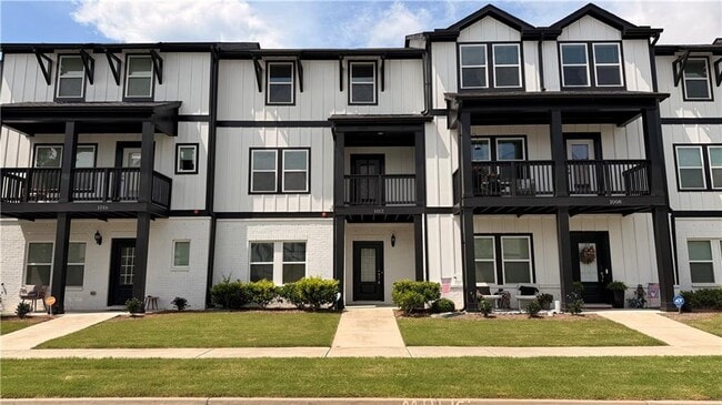 Building Photo - 1012 Knoxboro Ln