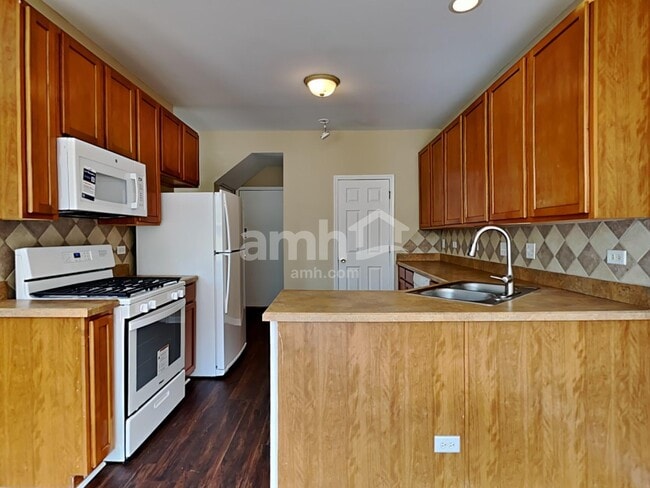 1411 Millbrook Dr