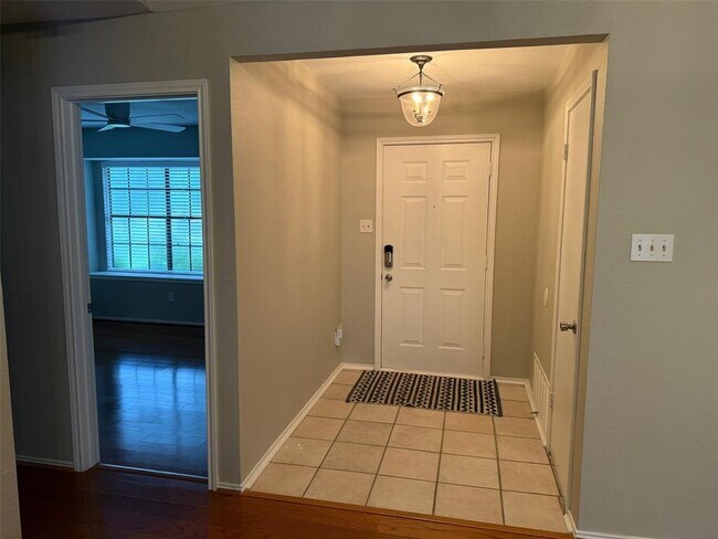 Photo - 9703 Willers Way
